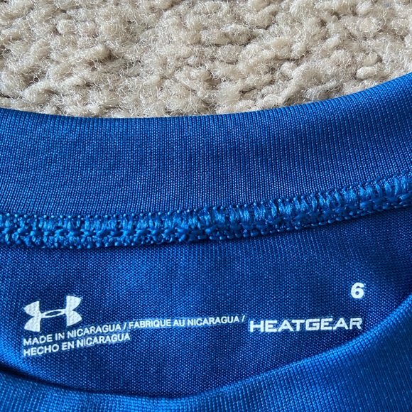 Under Armour shirt - Picture 2 of 3